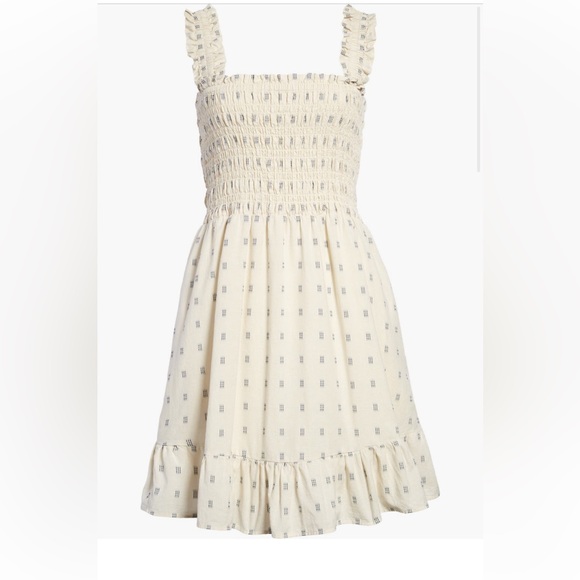 Madewell Dresses & Skirts - Madewell Lucie Clip Dot Smocked Minidress